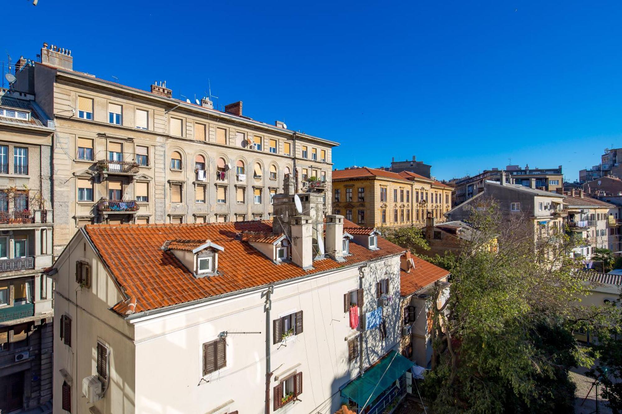 Molo Longo - Central Apartments & Rooms Rijeka Exterior foto