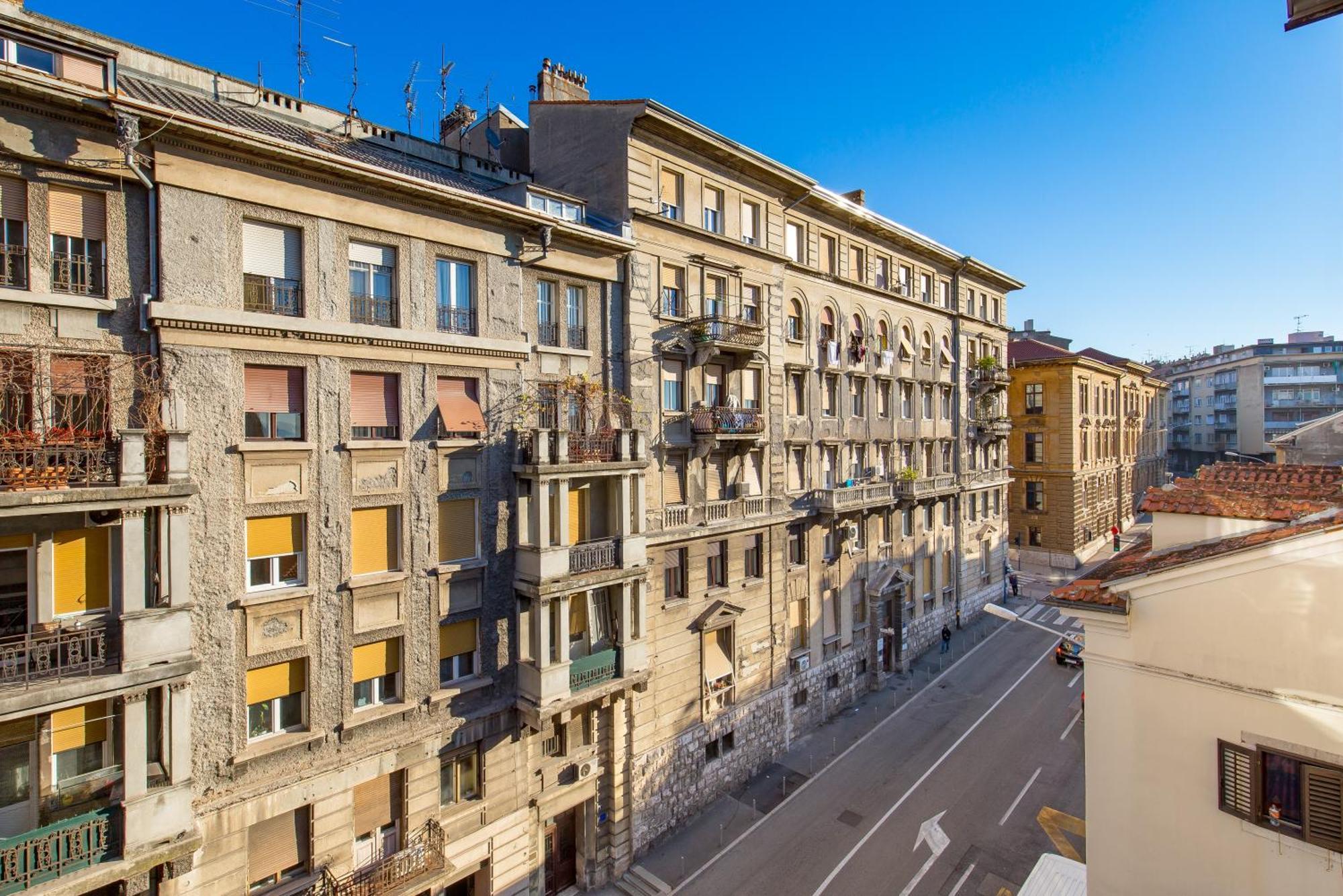 Molo Longo - Central Apartments & Rooms Rijeka Exterior foto